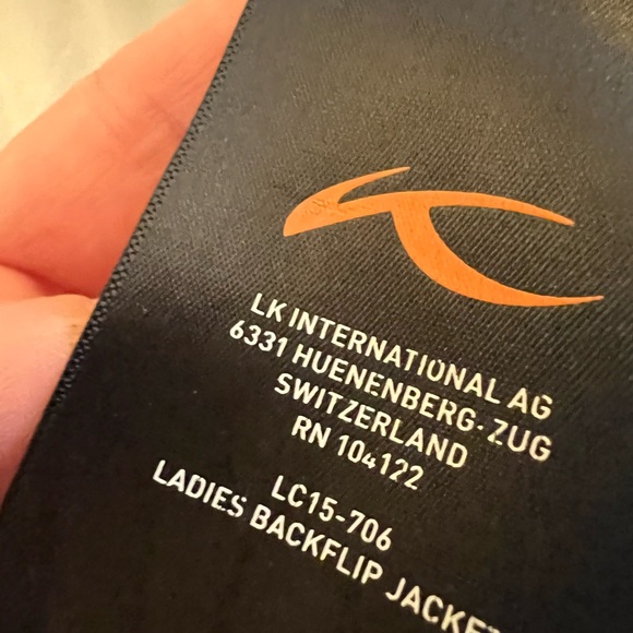 Kjus reversible ladies back flip jacket. Size 6. (Xs) - Picture 2 of 4